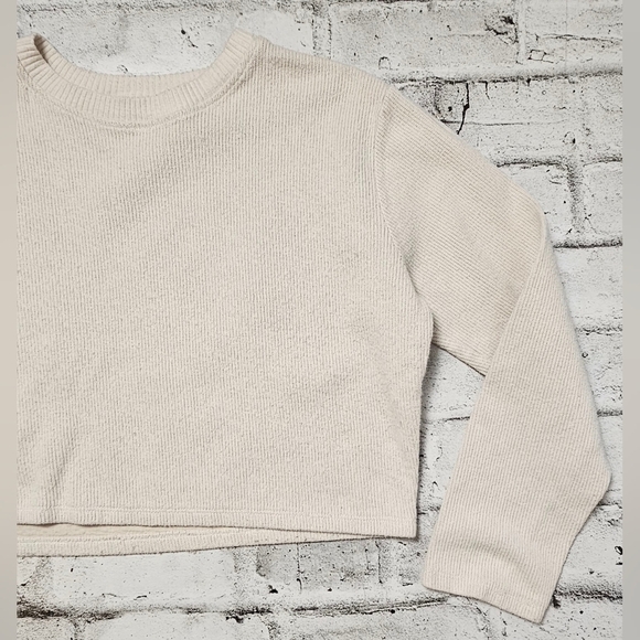 Zara Cream Ribbed Cropped Sweater - Picture 6 of 7